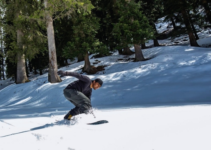 Narkanda Skiing